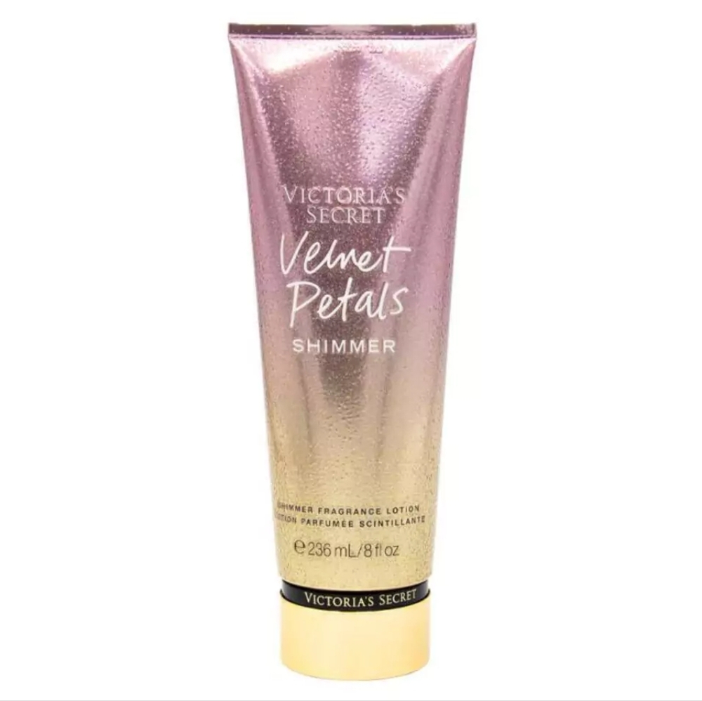 Victoria’s Secret Velvet Petal Shimmer Lotion Limited edition